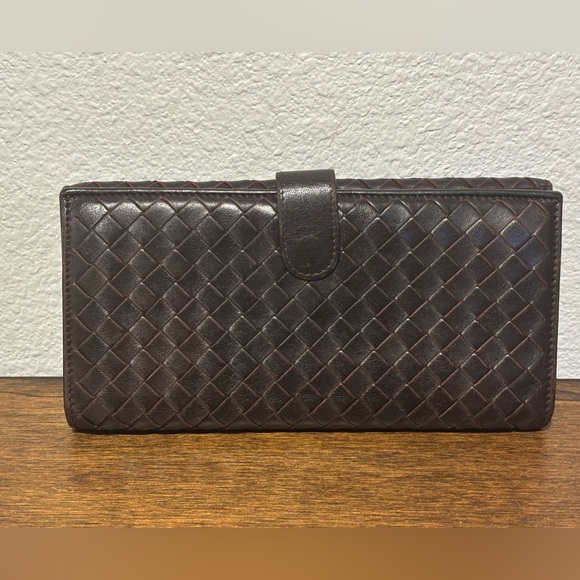 Bottega Veneta Handbags - Bottega Veneta Dark Brown Woven Wallet EUC